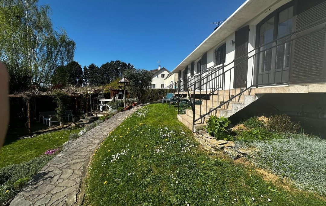 AGENCE TIC RUFFEC : Maison / Villa | NOISEAU (94880) | 120 m2 | 520 000 € 