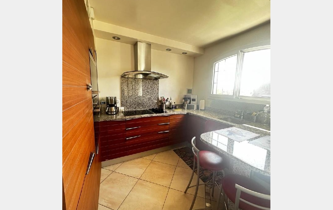 AGENCE TIC RUFFEC : Maison / Villa | NOISEAU (94880) | 120 m2 | 520 000 € 