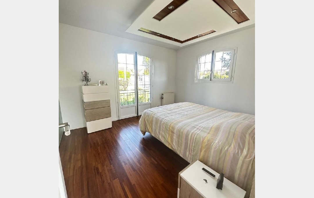 AGENCE TIC RUFFEC : Maison / Villa | NOISEAU (94880) | 120 m2 | 520 000 € 