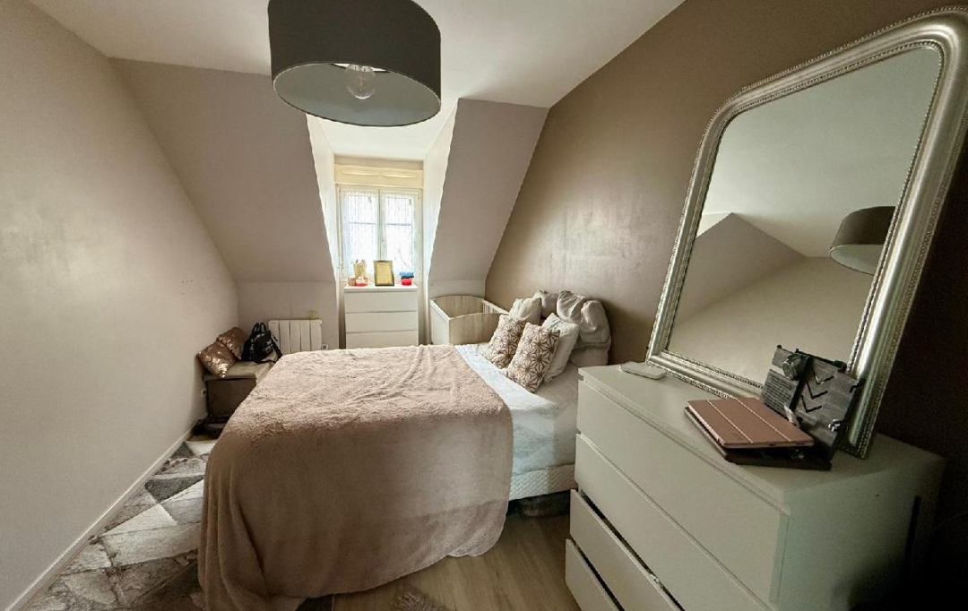 AGENCE TIC RUFFEC : Maison / Villa | VILLECRESNES (94440) | 103 m2 | 440 000 € 