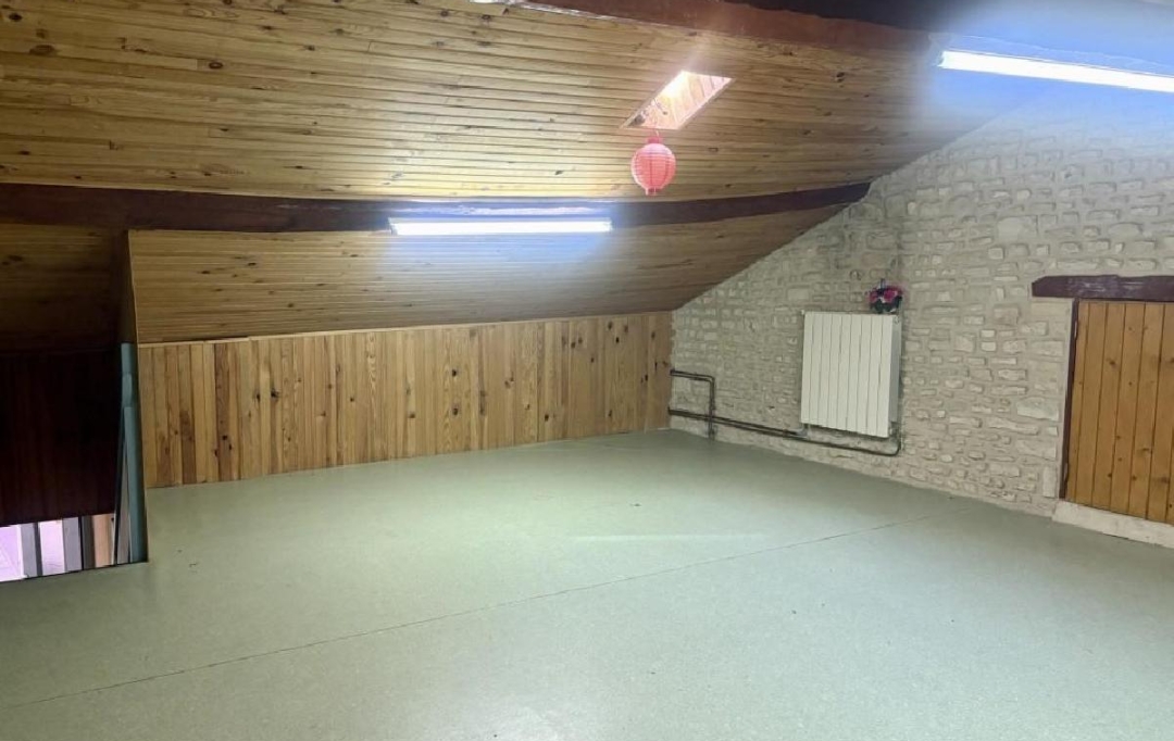 AGENCE TIC RUFFEC : Maison / Villa | AIGRE (16140) | 165 m2 | 99 950 € 