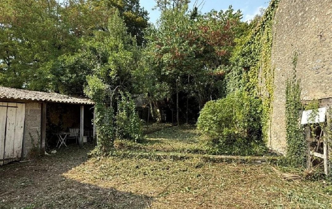 AGENCE TIC RUFFEC : Maison / Villa | RUFFEC (16700) | 103 m2 | 75 000 € 
