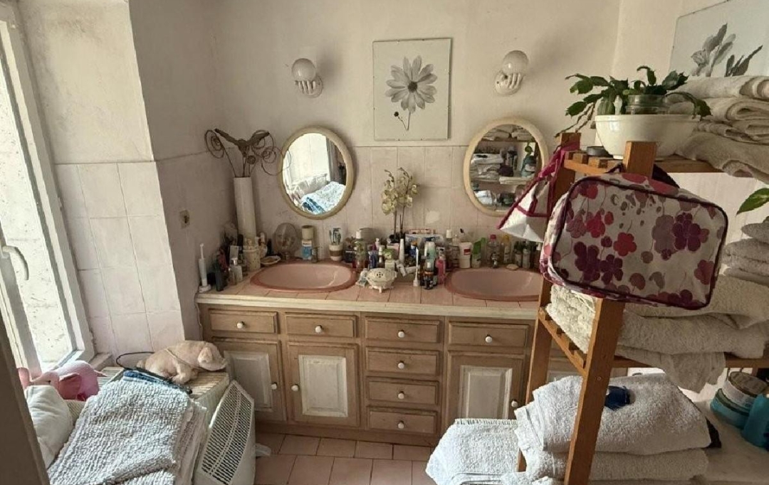 AGENCE TIC RUFFEC : Maison / Villa | RUFFEC (16700) | 103 m2 | 75 000 € 