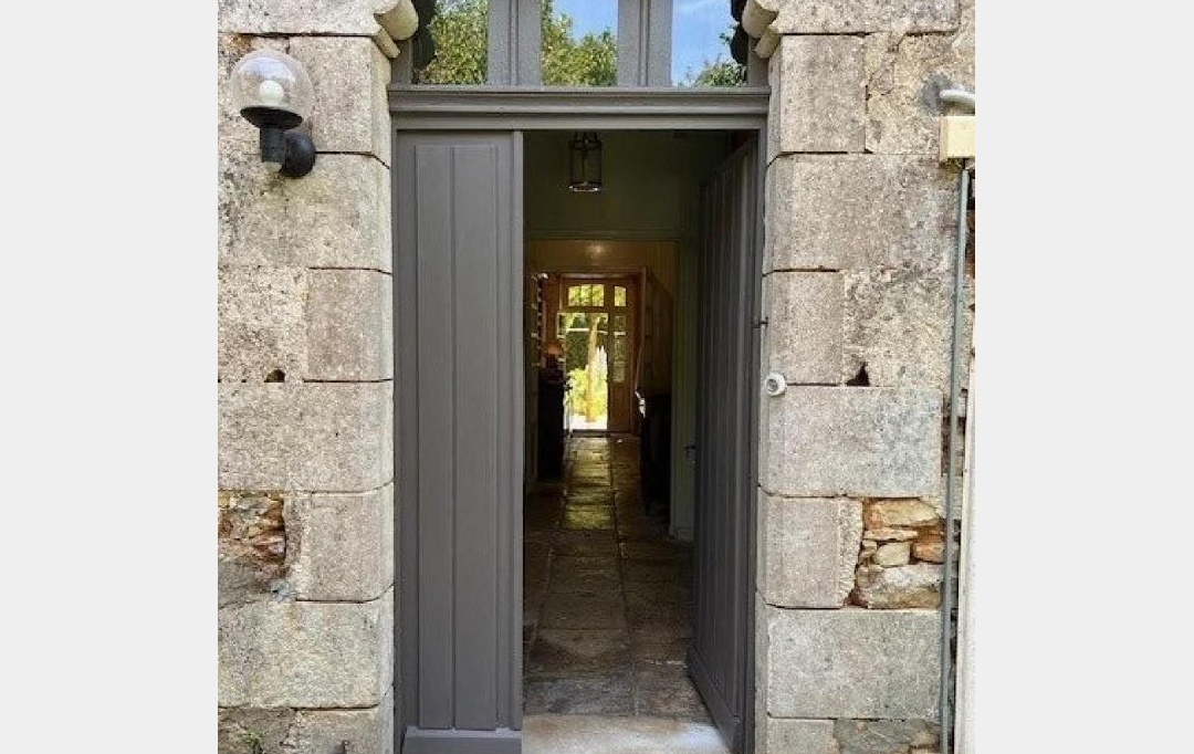 AGENCE TIC RUFFEC : Maison / Villa | COUHE (86700) | 230 m2 | 249 950 &euro; 