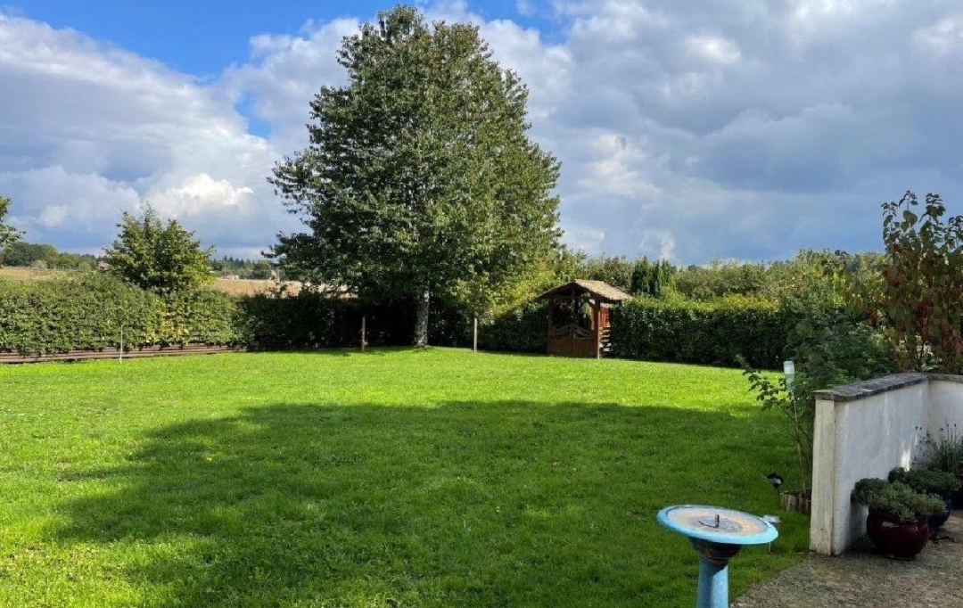 AGENCE TIC RUFFEC : Maison / Villa | SAUZE-VAUSSAIS (79190) | 305 m2 | 449 950 € 
