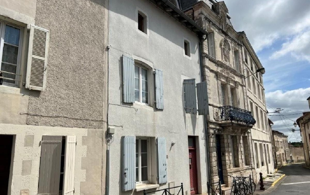 AGENCE TIC RUFFEC : Maison / Villa | RUFFEC (16700) | 95 m2 | 65 000 &euro; 