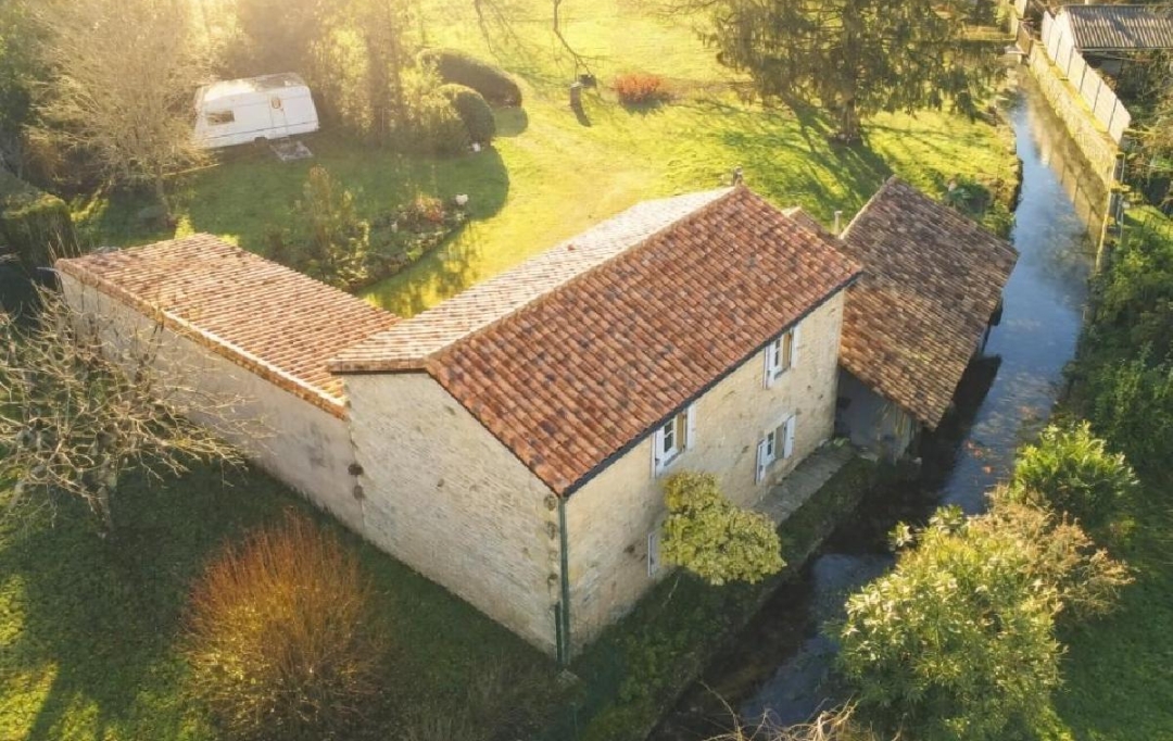 AGENCE TIC RUFFEC : Maison / Villa | RUFFEC (16700) | 106 m2 | 336 500 &euro; 