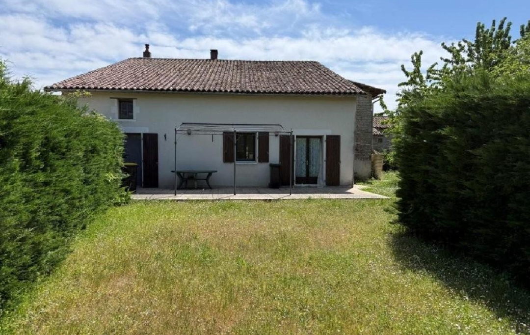 AGENCE TIC RUFFEC : Maison / Villa | RUFFEC (16700) | 192 m2 | 148 750 &euro; 