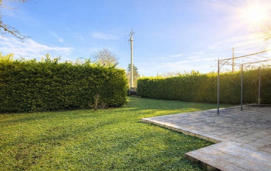 AGENCE TIC RUFFEC : Maison / Villa | RUFFEC (16700) | 192 m2 | 148 750 &euro; 