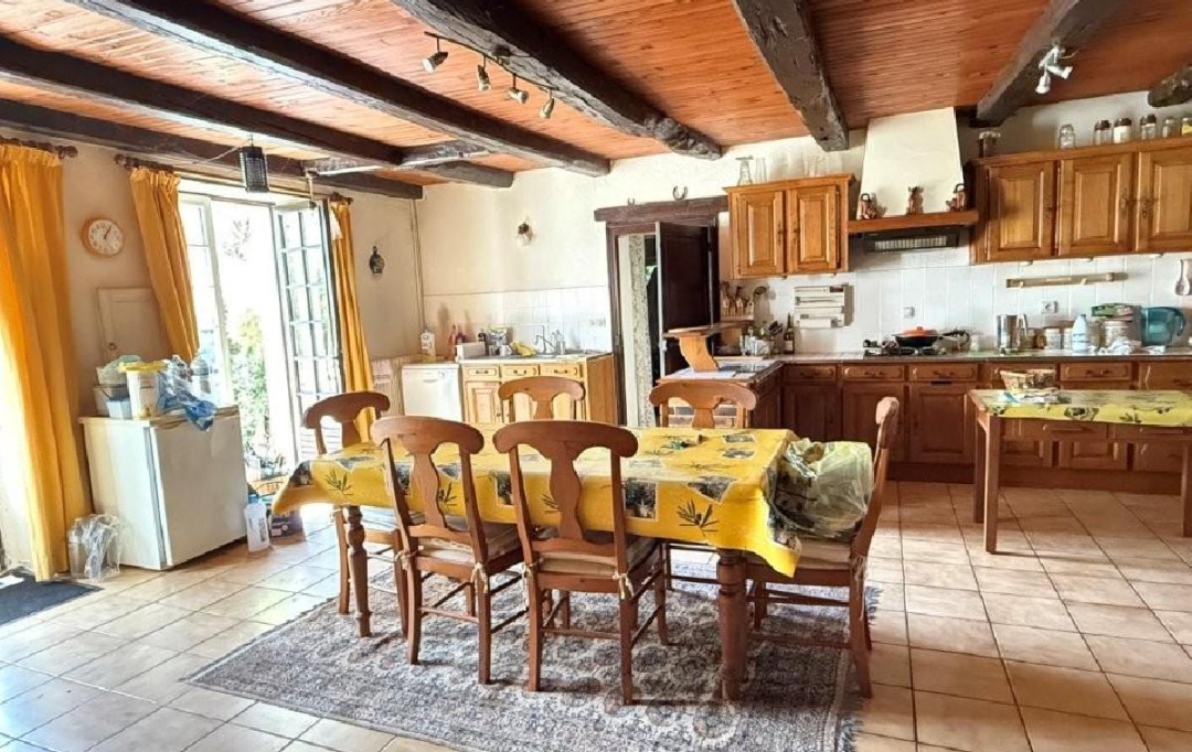 AGENCE TIC RUFFEC : Maison / Villa | RUFFEC (16700) | 192 m2 | 148 750 &euro; 