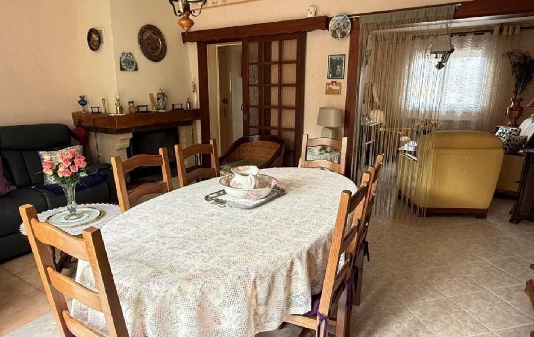 AGENCE TIC RUFFEC : Maison / Villa | RUFFEC (16700) | 136 m2 | 139 780 &euro; 