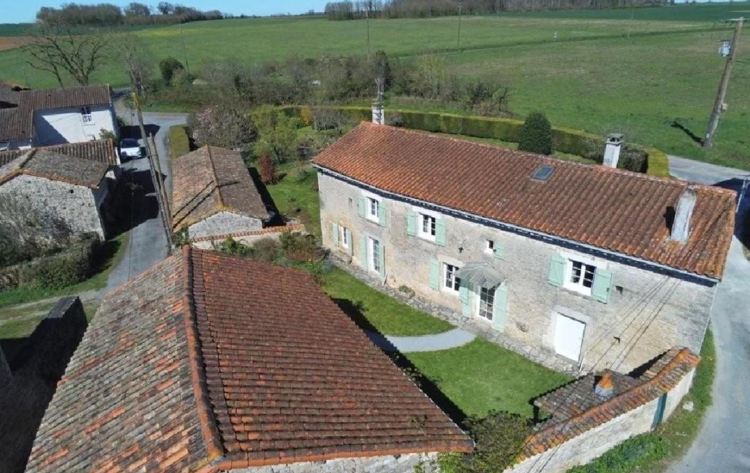 AGENCE TIC RUFFEC : Maison / Villa | VILLEFAGNAN (16240) | 184 m2 | 186 170 &euro; 