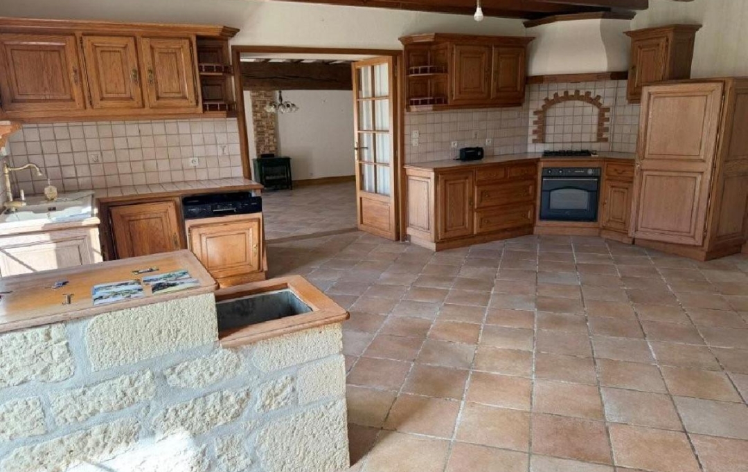 AGENCE TIC RUFFEC : Maison / Villa | VILLEFAGNAN (16240) | 184 m2 | 186 170 &euro; 
