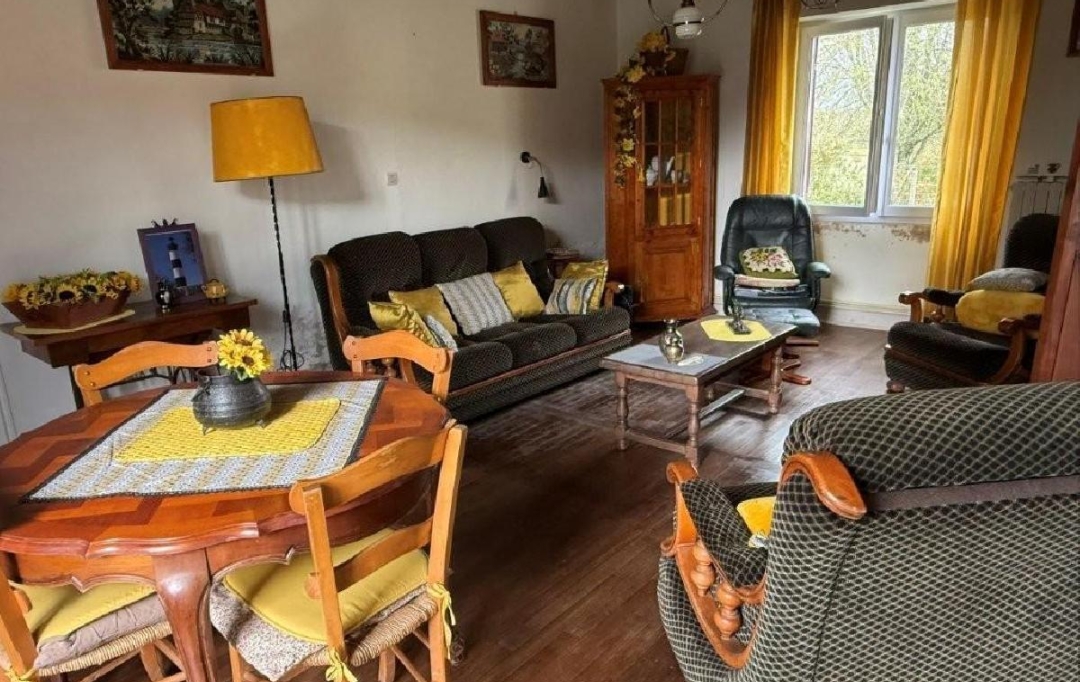 AGENCE TIC RUFFEC : Maison / Villa | SAUZE-VAUSSAIS (79190) | 76 m2 | 96 750 &euro; 