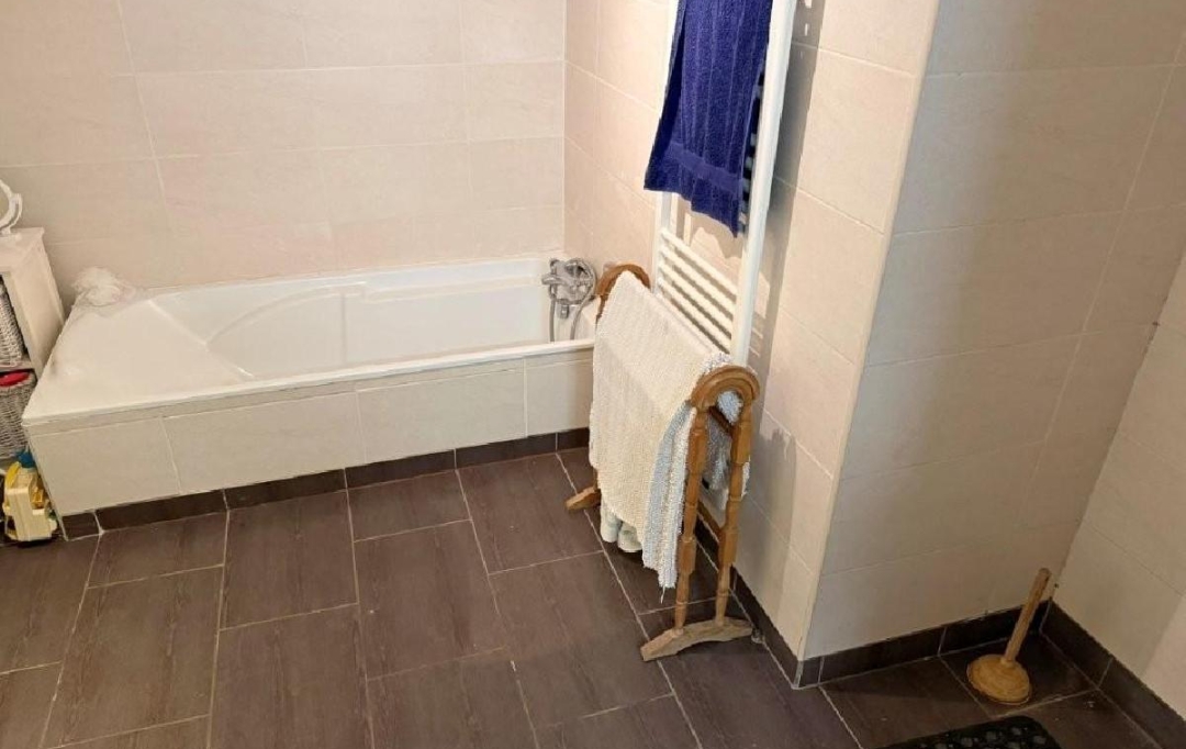 AGENCE TIC RUFFEC : Maison / Villa | NANTEUIL-EN-VALLEE (16700) | 125 m2 | 170 200 &euro; 