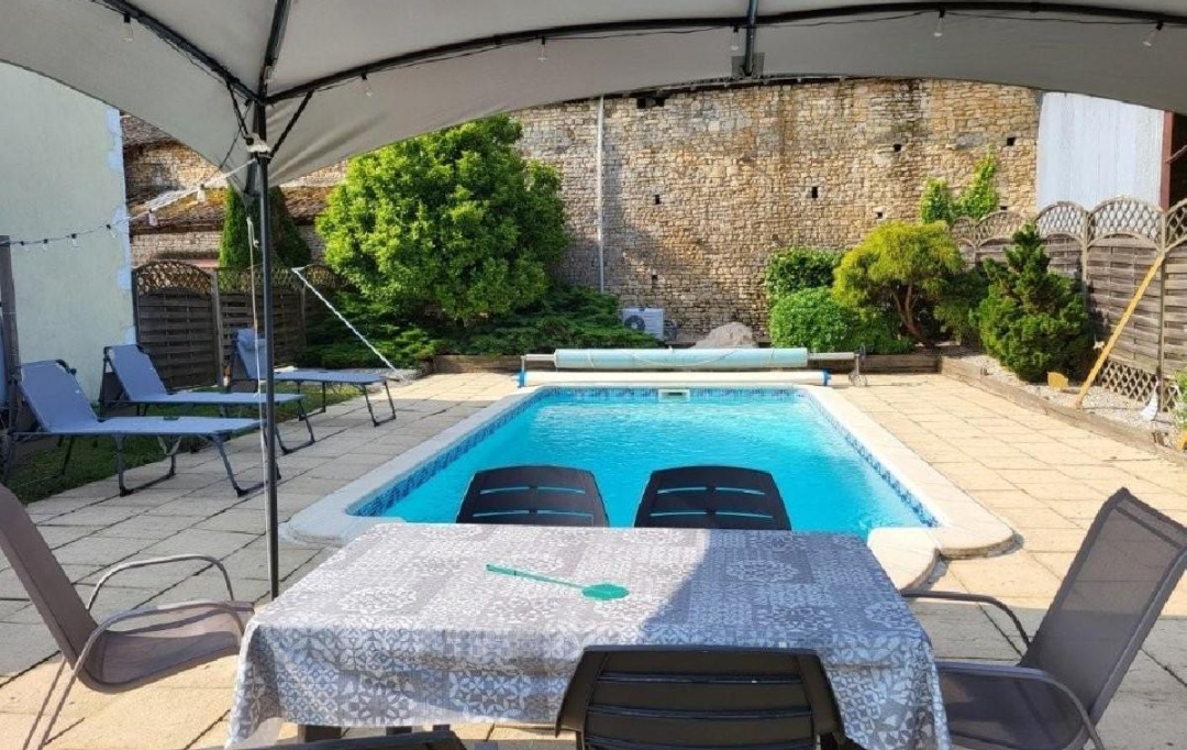 AGENCE TIC RUFFEC : Maison / Villa | SAUZE-VAUSSAIS (79190) | 166 m2 | 196 800 &euro; 