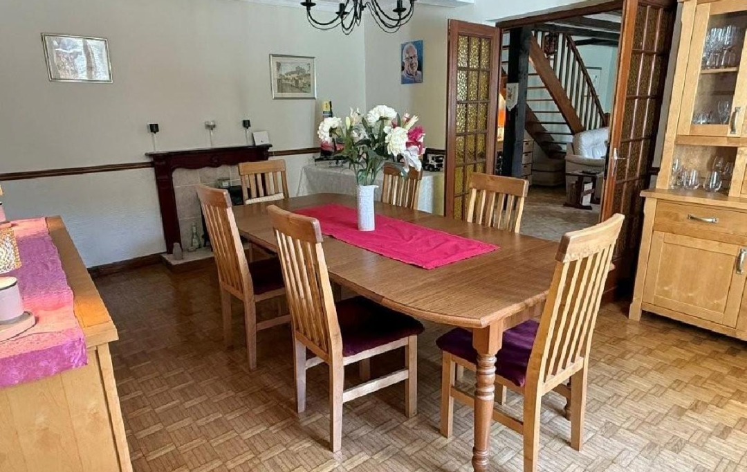 AGENCE TIC RUFFEC : Maison / Villa | SAUZE-VAUSSAIS (79190) | 166 m2 | 196 800 &euro; 