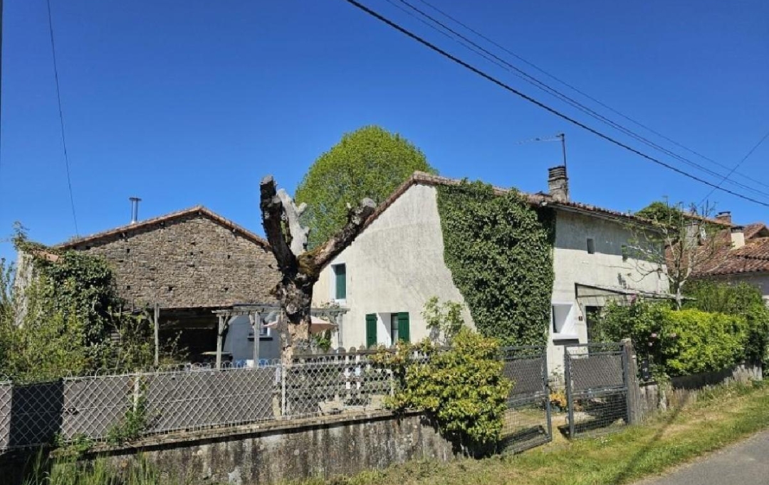 AGENCE TIC RUFFEC : Maison / Villa | NANTEUIL-EN-VALLEE (16700) | 78 m2 | 65 000 &euro; 
