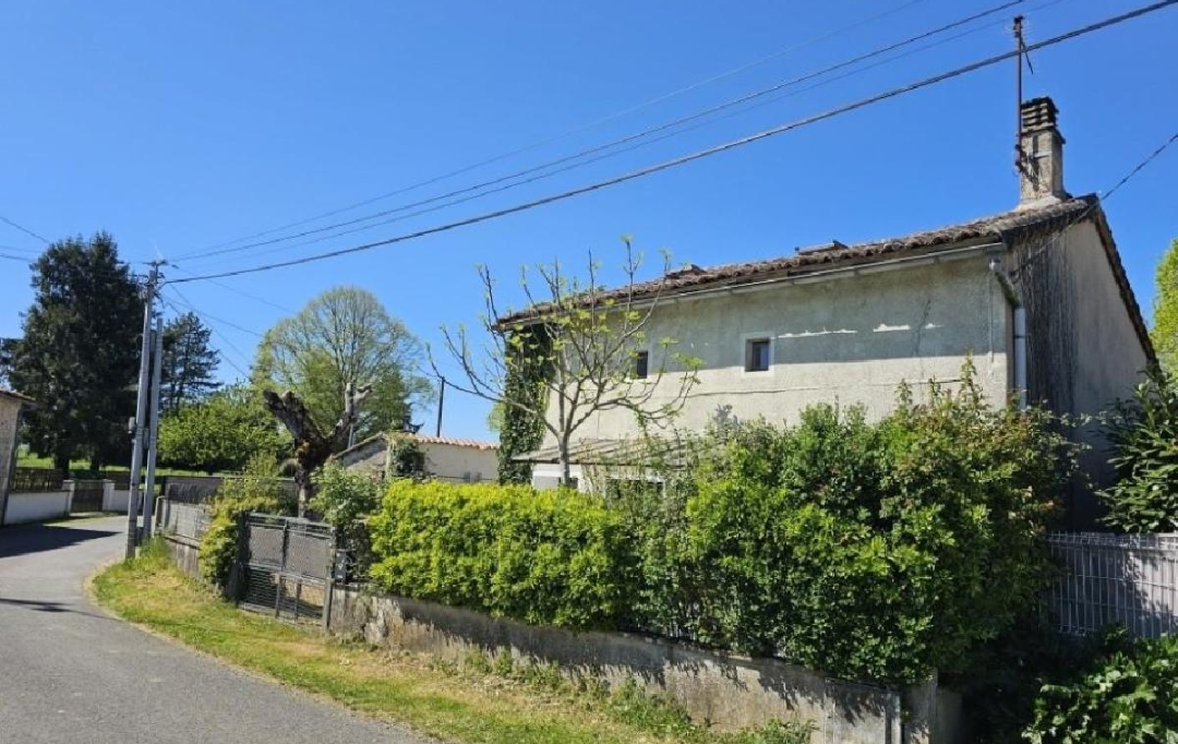 AGENCE TIC RUFFEC : Maison / Villa | NANTEUIL-EN-VALLEE (16700) | 78 m2 | 65 000 &euro; 