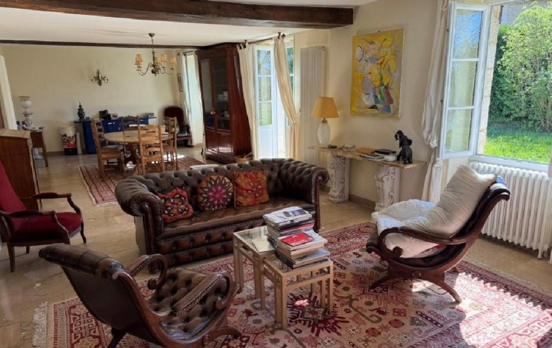 AGENCE TIC RUFFEC : Maison / Villa | RUFFEC (16700) | 207 m2 | 234 000 &euro; 