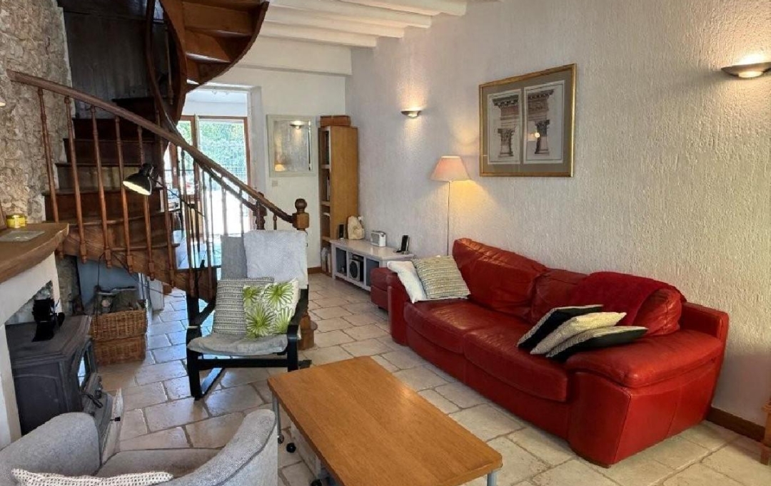 AGENCE TIC RUFFEC : Maison / Villa | CIVRAY (86400) | 66 m2 | 129 000 &euro; 
