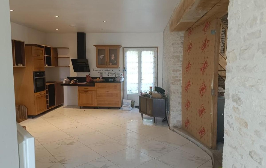 AGENCE TIC RUFFEC : Maison / Villa | AUNAC (16460) | 156 m2 | 125 800 &euro; 