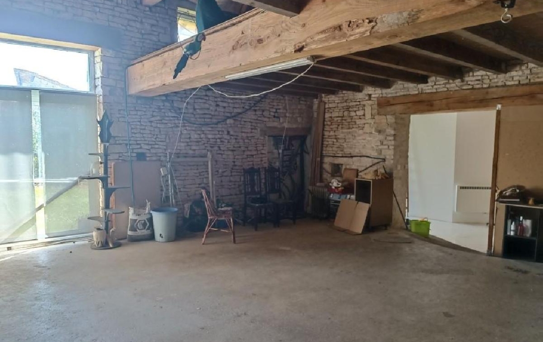 AGENCE TIC RUFFEC : Maison / Villa | AUNAC (16460) | 156 m2 | 125 800 &euro; 