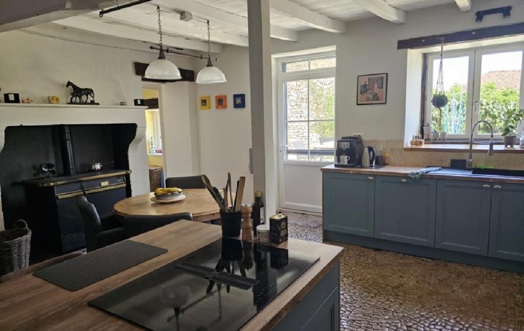AGENCE TIC RUFFEC : Maison / Villa | SAINT-CLAUD (16450) | 95 m2 | 175 530 &euro; 