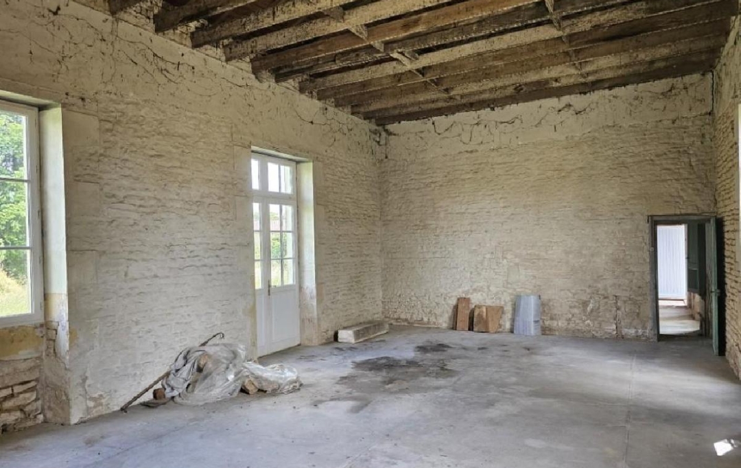 AGENCE TIC RUFFEC : Maison / Villa | CHAUNAY (86510) | 132 m2 | 107 500 &euro; 