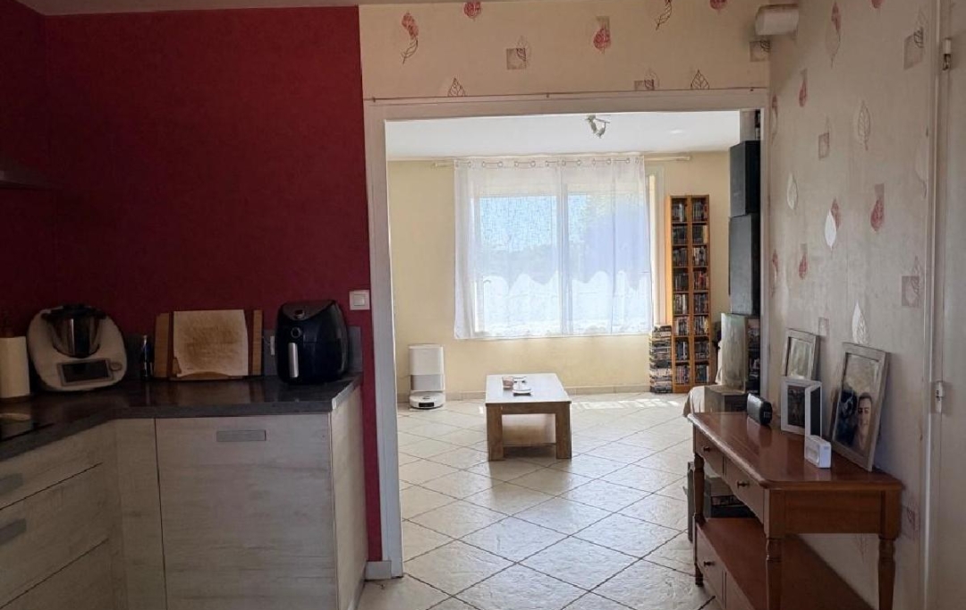 AGENCE TIC RUFFEC : Maison / Villa | NANTEUIL-EN-VALLEE (16700) | 106 m2 | 134 400 &euro; 