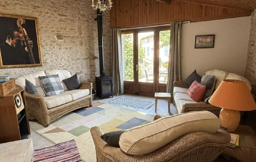 AGENCE TIC RUFFEC : Maison / Villa | NANTEUIL-EN-VALLEE (16700) | 100 m2 | 145 000 &euro; 