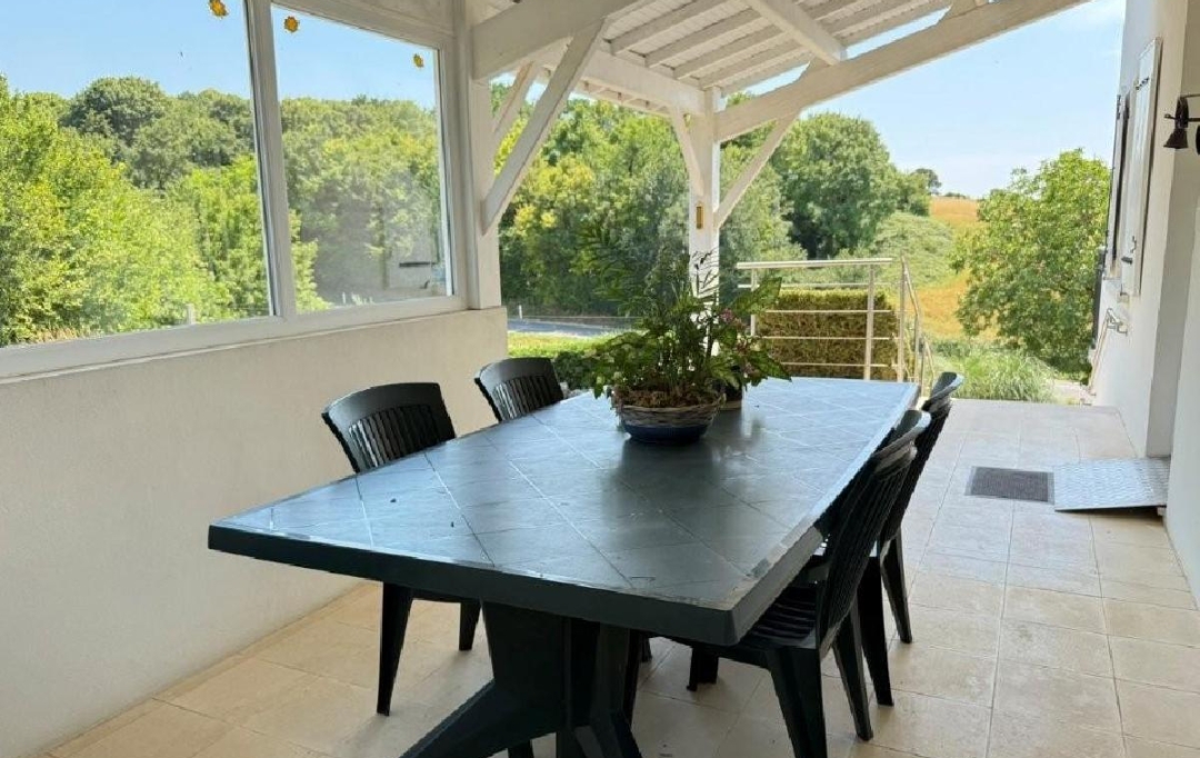 AGENCE TIC RUFFEC : Maison / Villa | VILLEFAGNAN (16240) | 122 m2 | 170 200 &euro; 