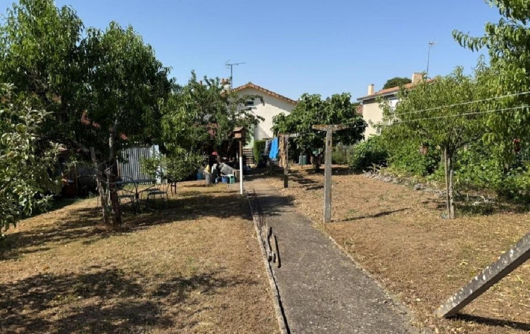 AGENCE TIC RUFFEC : Maison / Villa | CIVRAY (86400) | 147 m2 | 149 950 &euro; 