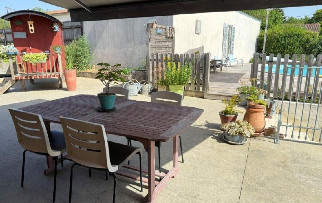 AGENCE TIC RUFFEC : Maison / Villa | VILLEFAGNAN (16240) | 275 m2 | 276 595 &euro; 