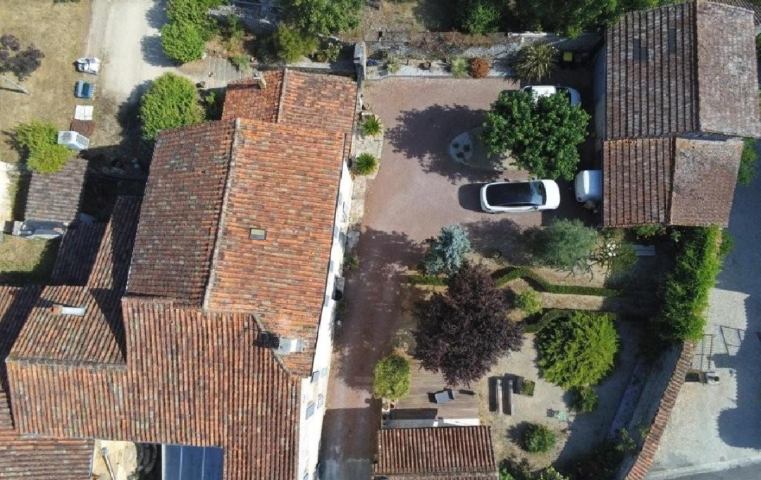 AGENCE TIC RUFFEC : Maison / Villa | VERTEUIL-SUR-CHARENTE (16510) | 241 m2 | 315 785 &euro; 