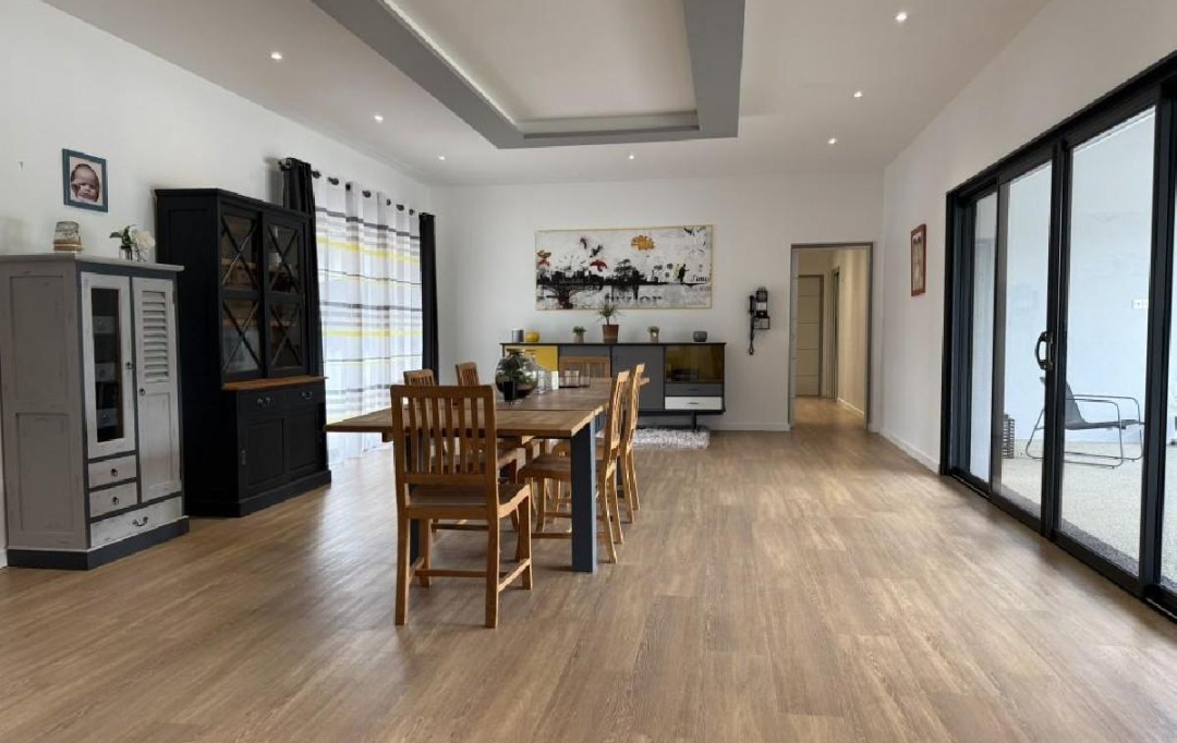 AGENCE TIC RUFFEC : Maison / Villa | RUFFEC (16700) | 257 m2 | 399 950 &euro; 