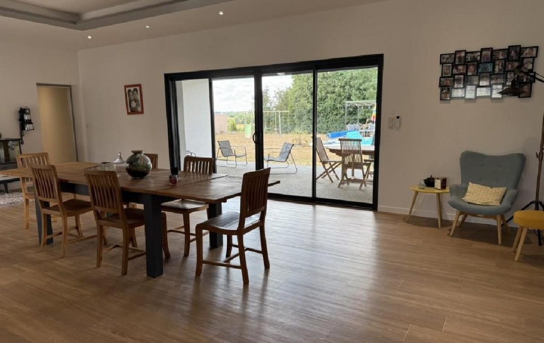 AGENCE TIC RUFFEC : Maison / Villa | RUFFEC (16700) | 257 m2 | 399 950 &euro; 