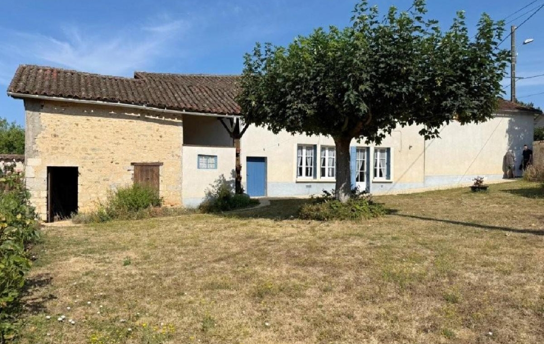 AGENCE TIC RUFFEC : Maison / Villa | RUFFEC (16700) | 92 m2 | 99 950 &euro; 