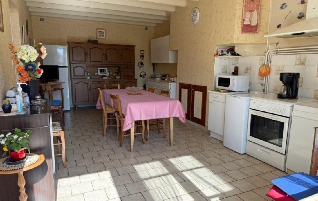AGENCE TIC RUFFEC : Maison / Villa | RUFFEC (16700) | 92 m2 | 99 950 &euro; 