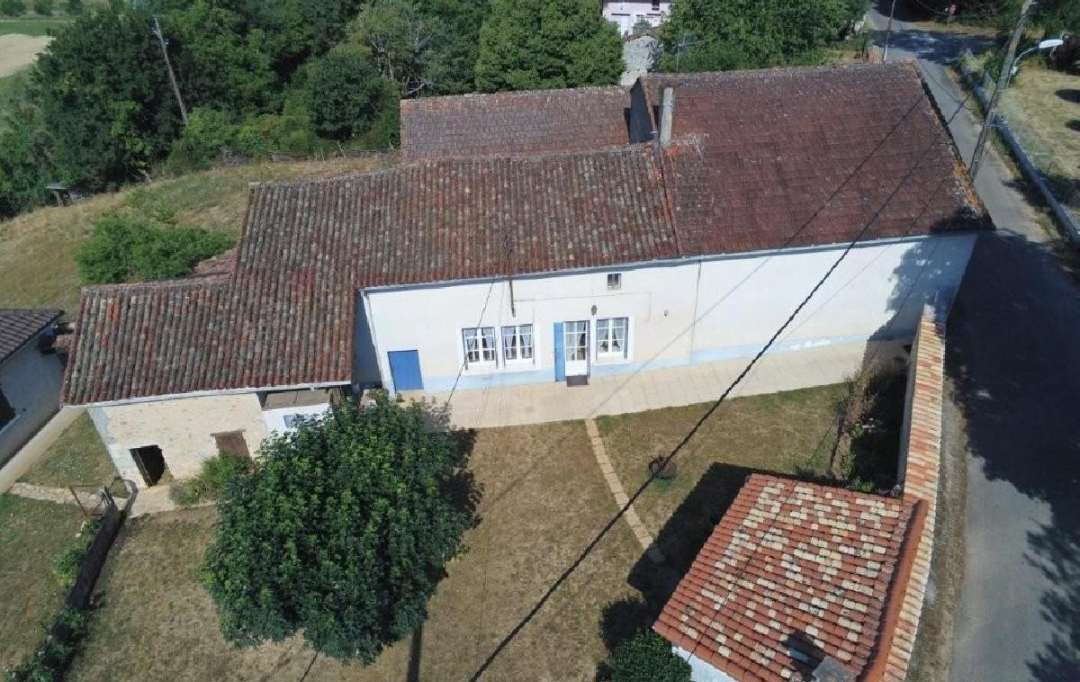 AGENCE TIC RUFFEC : Maison / Villa | RUFFEC (16700) | 92 m2 | 99 950 &euro; 