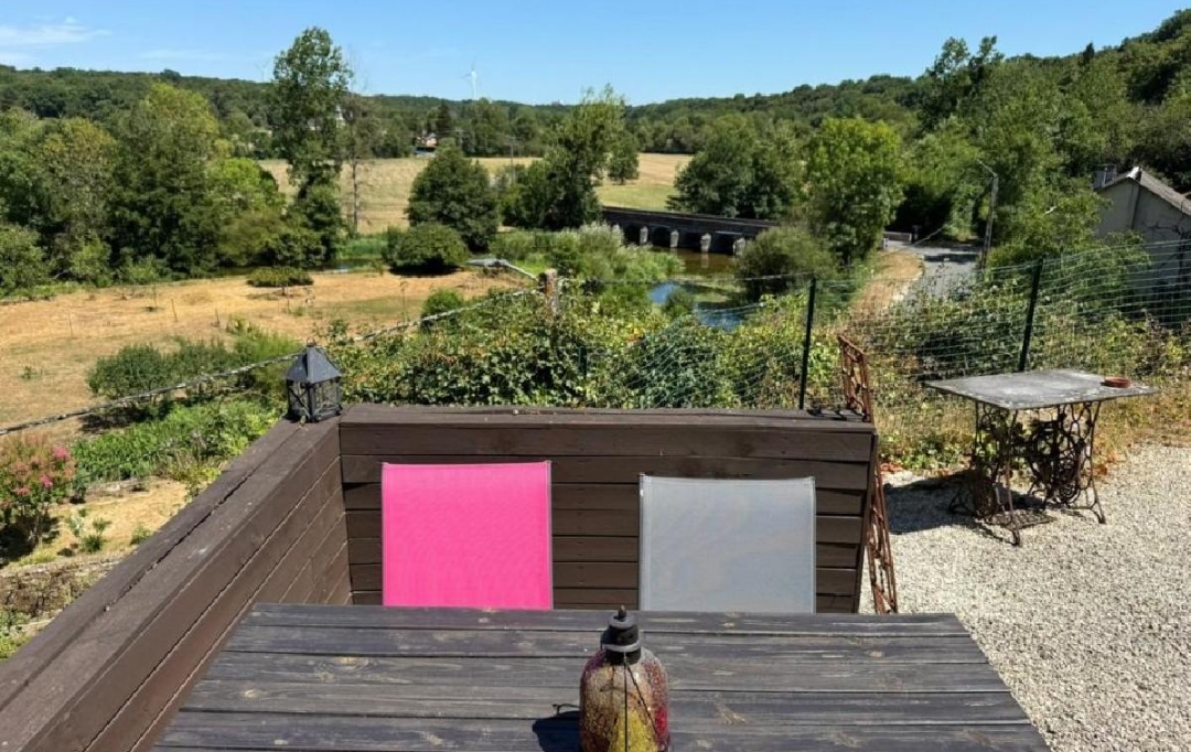 AGENCE TIC RUFFEC : Maison / Villa | CIVRAY (86400) | 152 m2 | 223 000 &euro; 