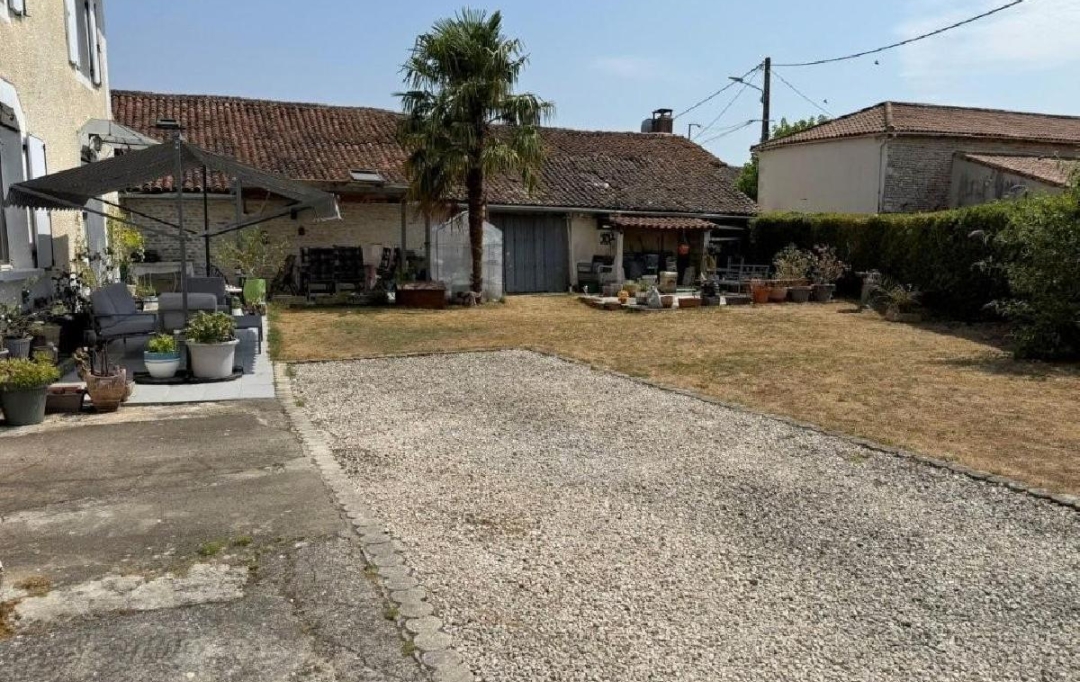 AGENCE TIC RUFFEC : Maison / Villa | CHEF-BOUTONNE (79110) | 162 m2 | 175 530 &euro; 