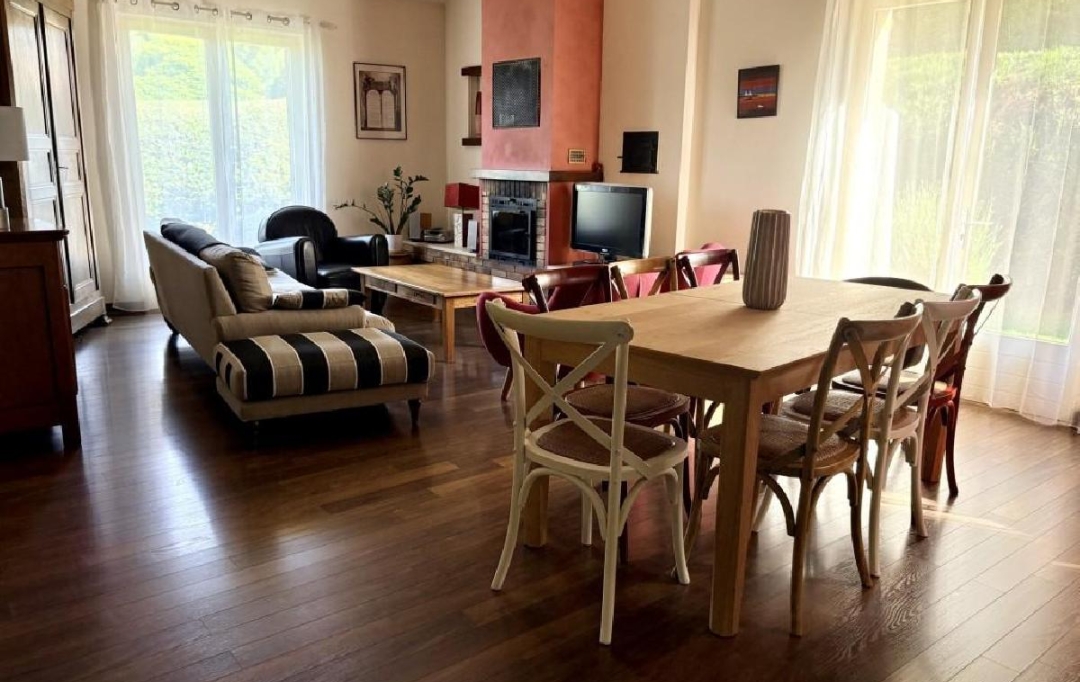 AGENCE TIC RUFFEC : Maison / Villa | RUFFEC (16700) | 105 m2 | 207 440 &euro; 