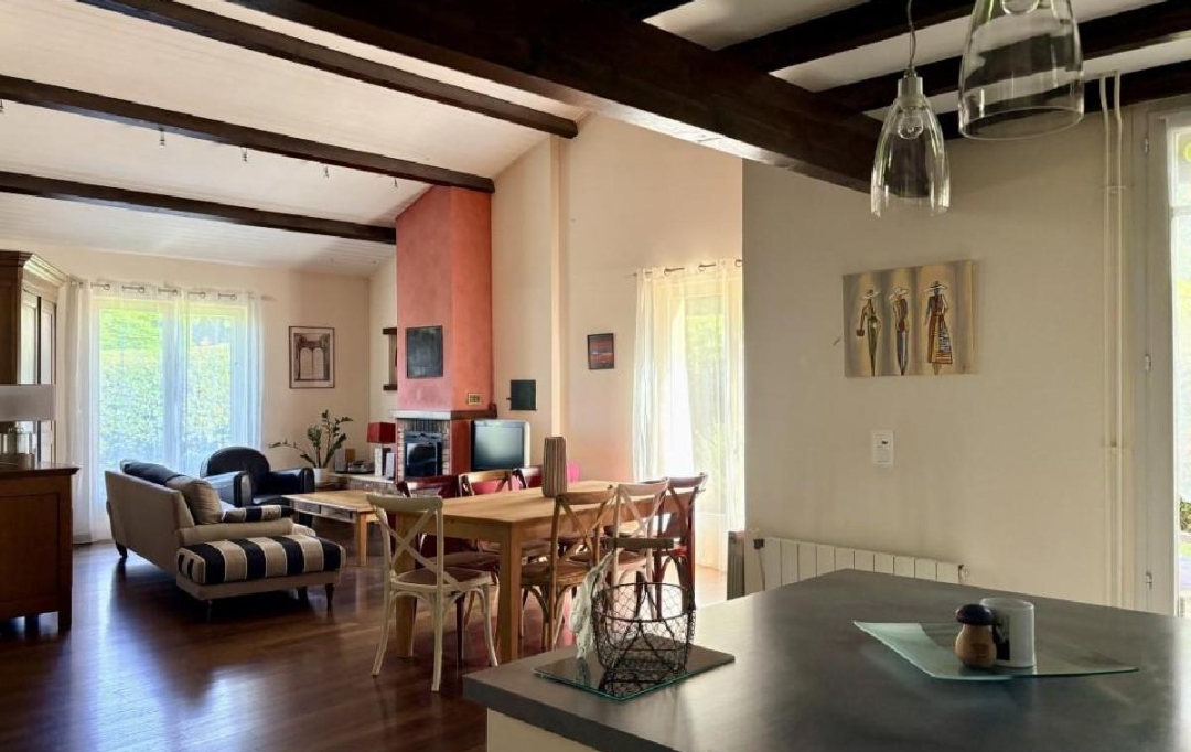 AGENCE TIC RUFFEC : Maison / Villa | RUFFEC (16700) | 105 m2 | 207 440 &euro; 