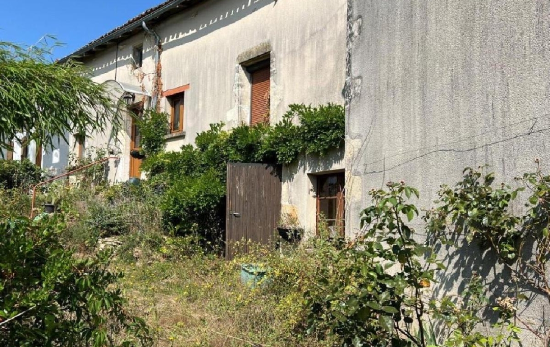 AGENCE TIC RUFFEC : Maison / Villa | CHAMPAGNE-MOUTON (16350) | 80 m2 | 49 950 &euro; 