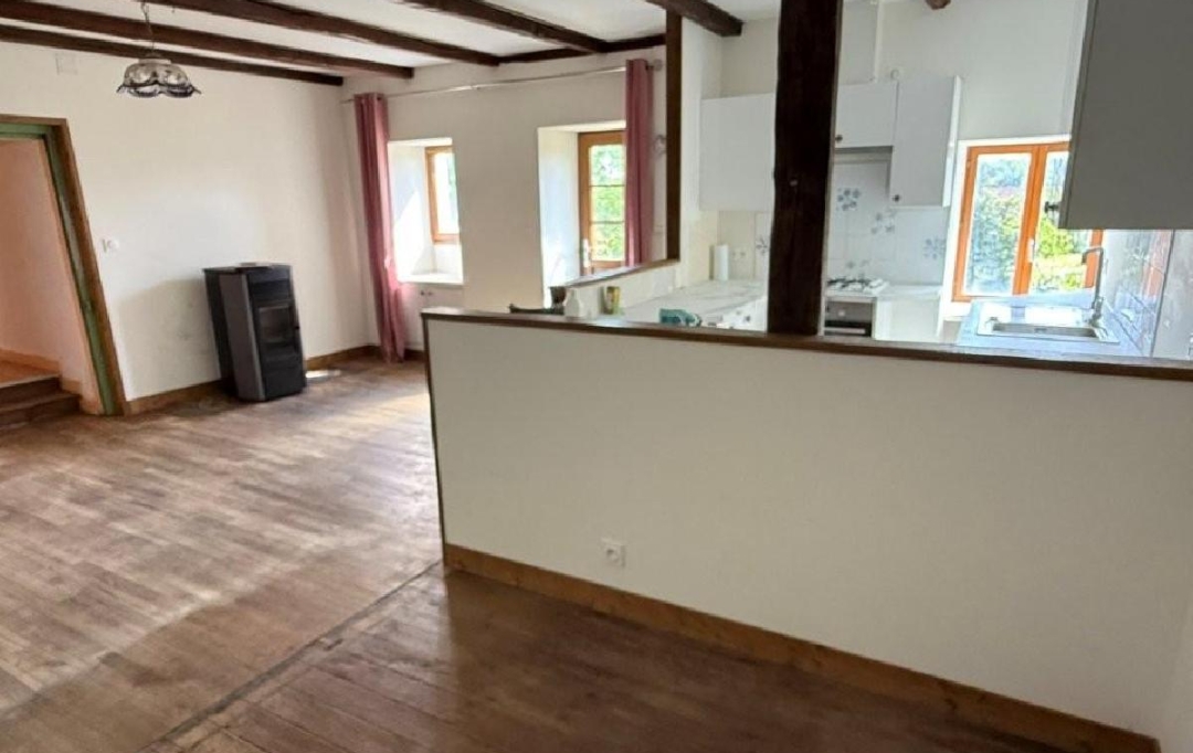 AGENCE TIC RUFFEC : Maison / Villa | CHAMPAGNE-MOUTON (16350) | 80 m2 | 49 950 &euro; 