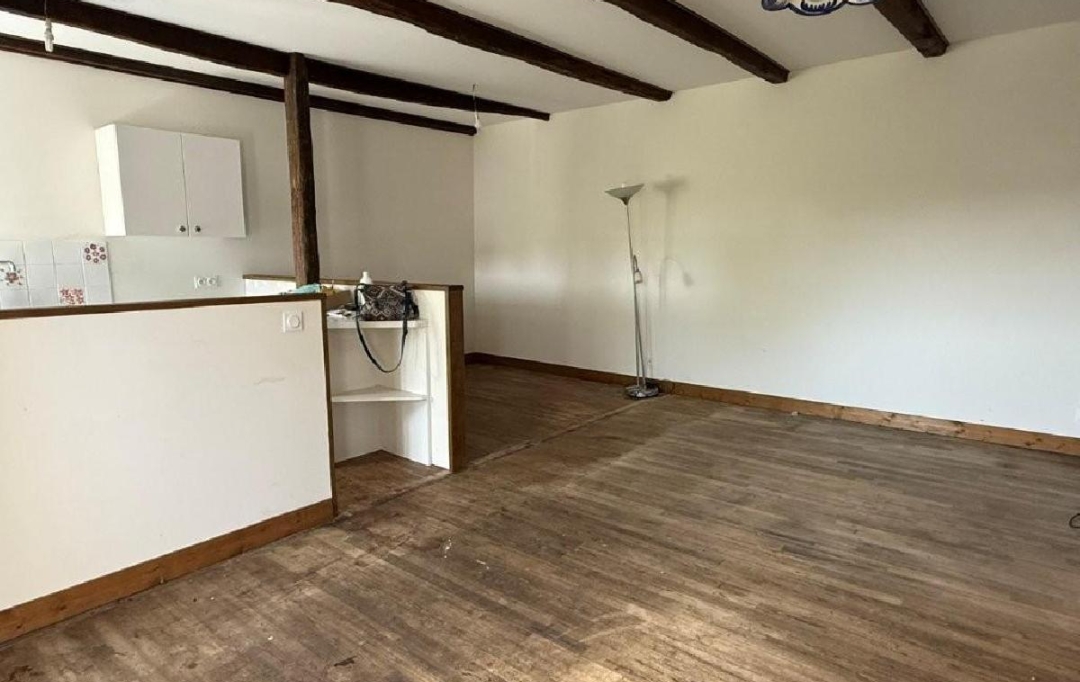 AGENCE TIC RUFFEC : Maison / Villa | CHAMPAGNE-MOUTON (16350) | 80 m2 | 49 950 &euro; 