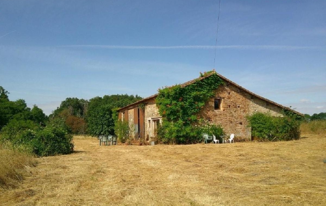 AGENCE TIC RUFFEC : Maison / Villa | SAUZE-VAUSSAIS (79190) | 320 m2 | 159 570 &euro; 
