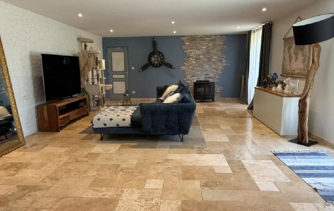 AGENCE TIC RUFFEC : Maison / Villa | SAUZE-VAUSSAIS (79190) | 149 m2 | 228 700 &euro; 