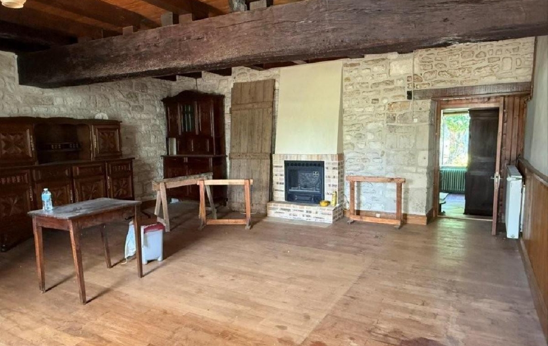 AGENCE TIC RUFFEC : Maison / Villa | AUNAC (16460) | 169 m2 | 118 275 &euro; 